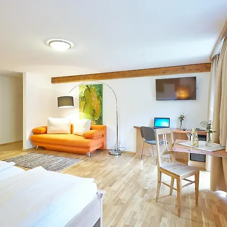 Schiffsmeisterhaus Hotel 3*