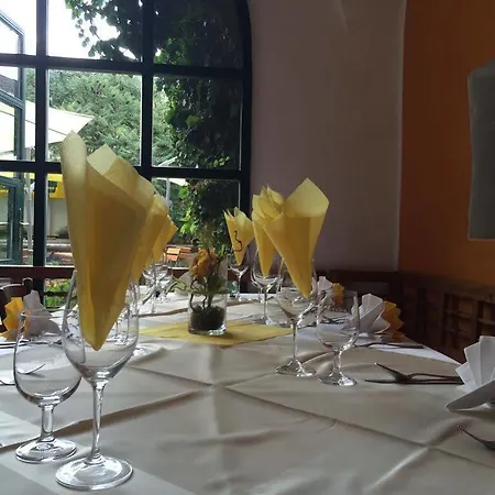 Schiffsmeisterhaus Hotel 3*